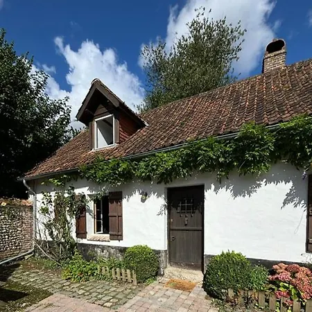 Les Cotieres Guest house *